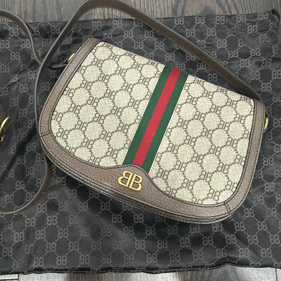 Balenciaga bag - Picture 1 of 7